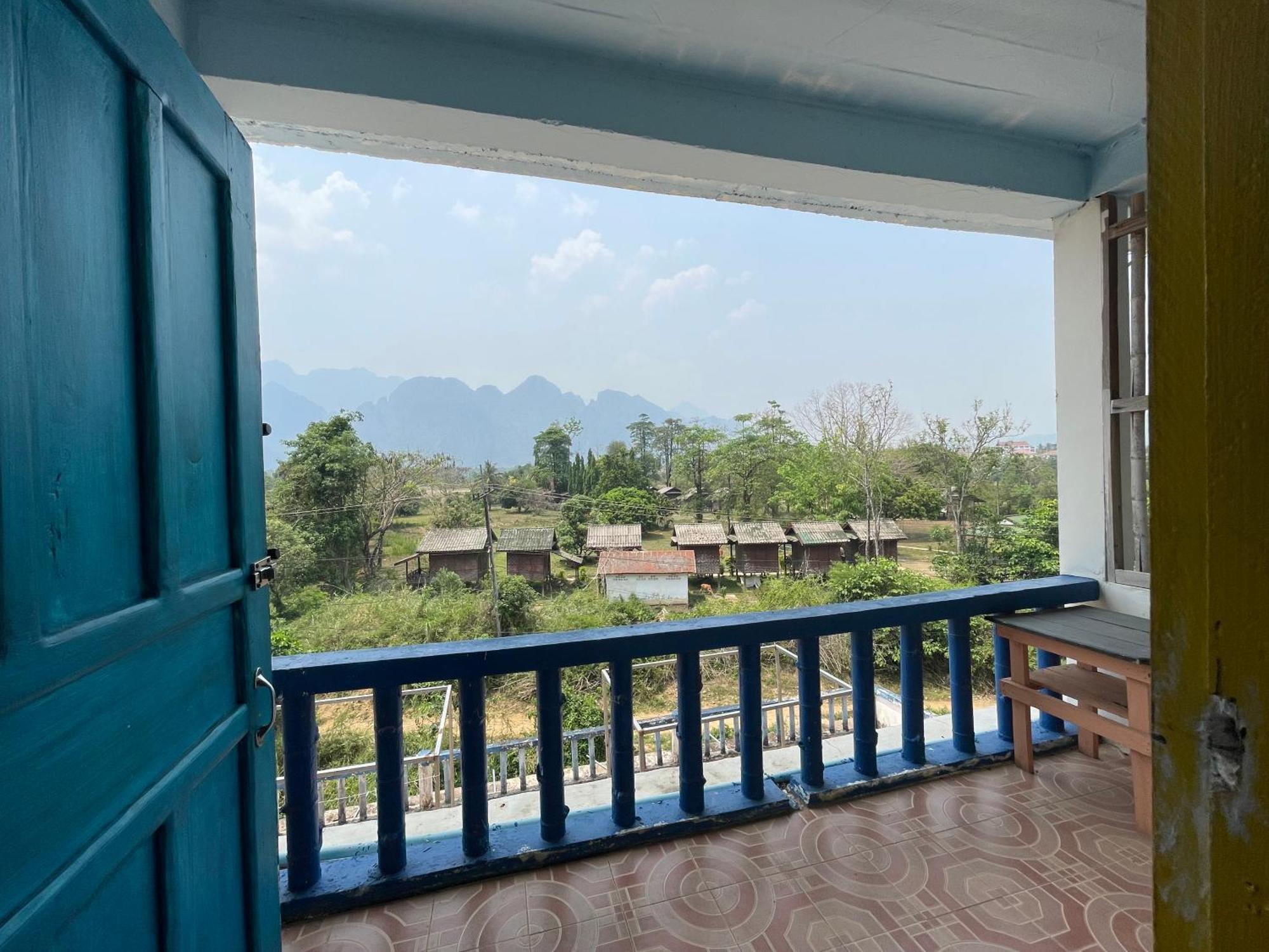 Blue Sunset Hostel Vang Vieng Ngoại thất bức ảnh